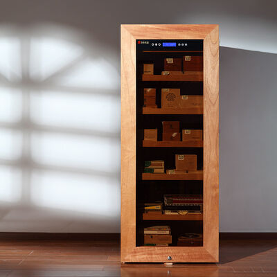 Bom preço Humidificador de cigarros de madeira sólida com iluminação integrada on-line