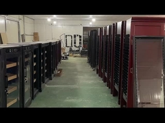 Lâmpadas LED digitais trancáveis Prateleiras de cedro Frigorífico de charutos elétricos Humidor